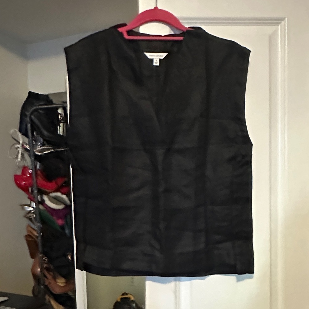 Banana Republic Elegant Black V-Neck Blouse